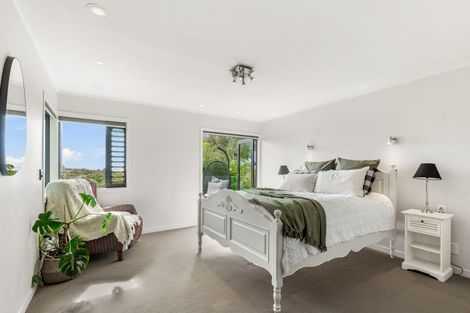 Photo of property in 433 East Coast Road, Mairangi Bay, Auckland, 0630