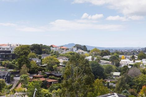 Photo of property in 18 Ridings Road, Remuera, Auckland, 1050