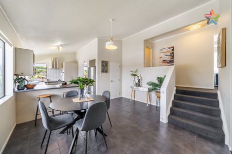 Photo of property in 284 Maungaraki Road, Maungaraki, Lower Hutt, 5010