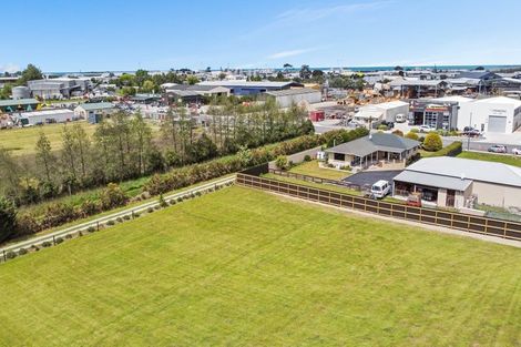 Photo of property in 8a Martin Street, Fairfield, Hamilton, 3214