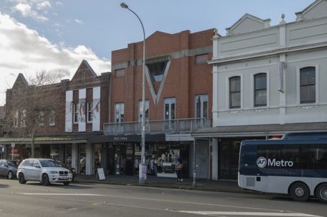 Photo of property in 33 Ponsonby Road, Karori, Wellington, 6012