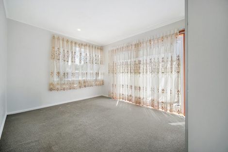 Photo of property in 5 Alamein Road, Panmure, Auckland, 1072