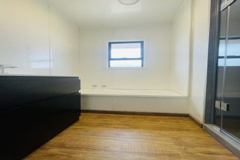 Photo of property in 10 Bledisloe Street, Papatoetoe, Auckland, 2104