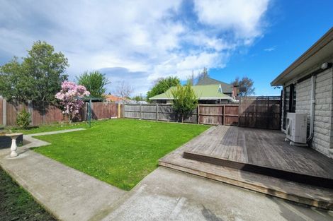 Photo of property in 246 Main Road North, Redwood, Christchurch, 8051