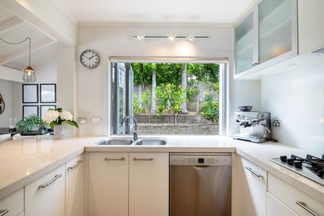 Photo of property in 1/15 Hart Road, Hauraki, Auckland, 0622