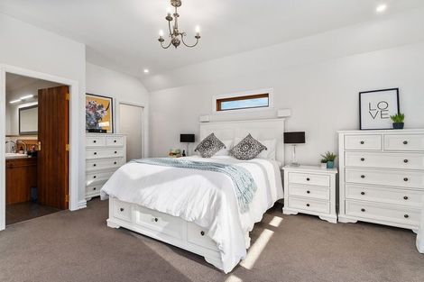 Photo of property in 25 Main Street, Greytown, 5712