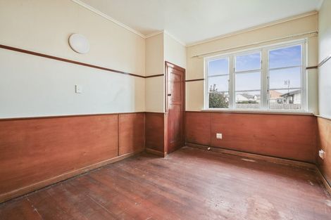 Photo of property in 13 Huia Street, Riccarton, Christchurch, 8041