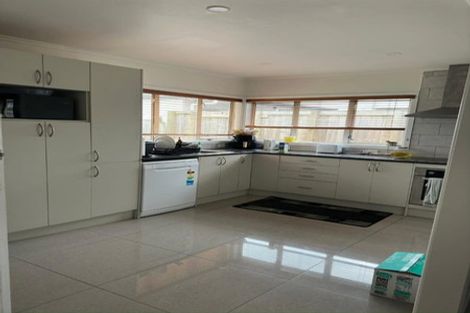 Photo of property in 3/23 Tane Street, New Lynn, Auckland, 0600