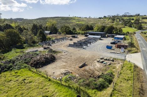 Photo of property in 35 Pataua Road South, Parua Bay, Onerahi, 0192