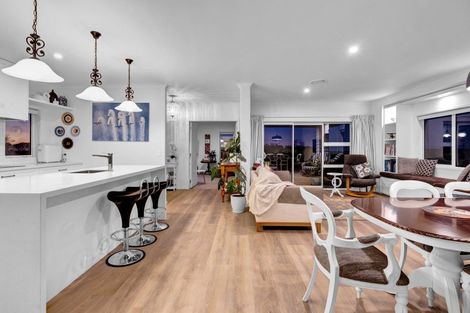 Photo of property in 60 Turangi Road, Motunui, Waitara, 4383