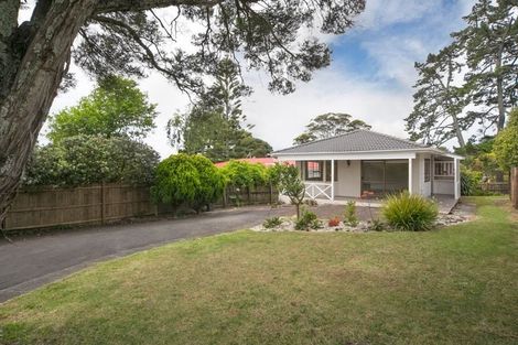 Photo of property in 1a Armagh Road, Blockhouse Bay, Auckland, 0600