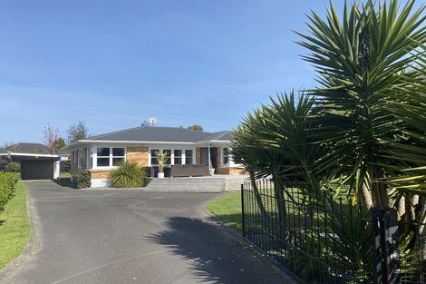 Photo of property in 18 Kingsley Street, St Andrews, Hamilton, 3200