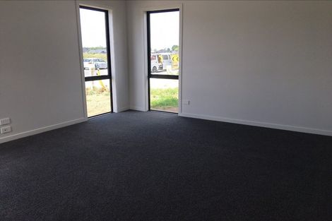 Photo of property in 32 William Paul Street, Cambridge, 3434