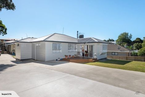 Photo of property in 11 Manley Grove, Gate Pa, Tauranga, 3112