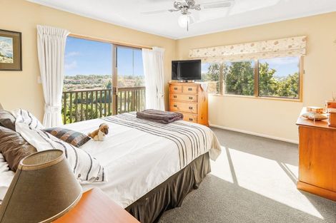 Photo of property in 98 Totara Drive, Pukete, Hamilton, 3200