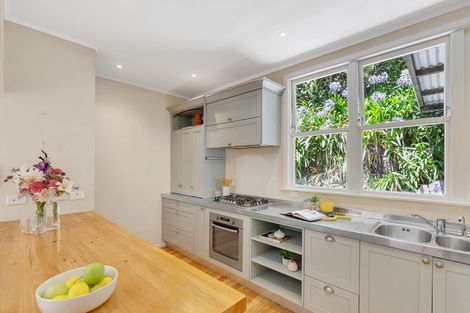 Photo of property in 64 Cluny Road, Plimmerton, Porirua, 5026