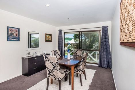 Photo of property in 4c Jasons Place, Churton Park, Wellington, 6037