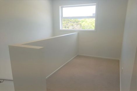 Photo of property in 42 Pateke Drive, Kenepuru, Porirua, 5022