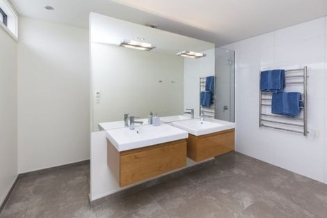 Photo of property in 50a Clyde Road, Ilam, Christchurch, 8041