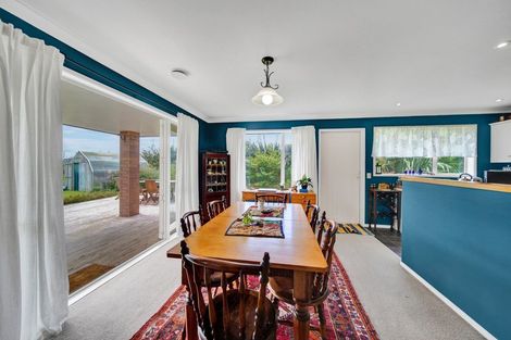 Photo of property in 1096 Egmont Road, Egmont Village, New Plymouth, 4372