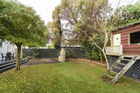 Photo of property in 28 Lyndhurst Street, Takaro, Palmerston North, 4412