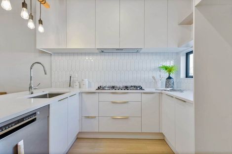 Photo of property in 44c Bruce Road, Glenfield, Auckland, 0629