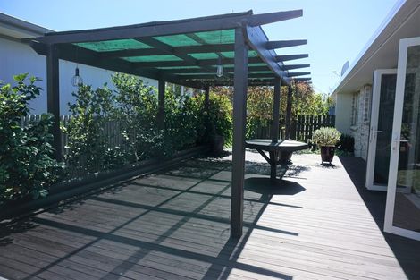 Photo of property in 76b Middle Road, Havelock North, 4130