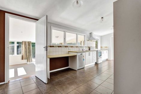 Photo of property in 18 Olivia Street, Stratford, 4332