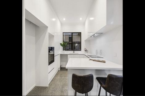 Photo of property in 118b Kervil Avenue, Te Atatu Peninsula, Auckland, 0610