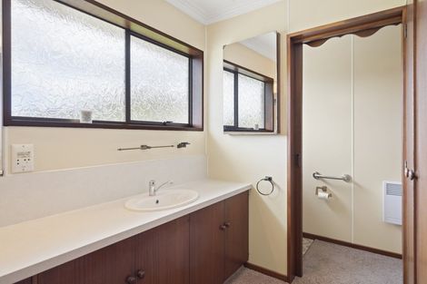 Photo of property in 47 Hunter Crescent, Wanaka, 9305