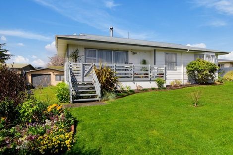 Photo of property in 29 Pohutukawa Drive, Owhata, Rotorua, 3010