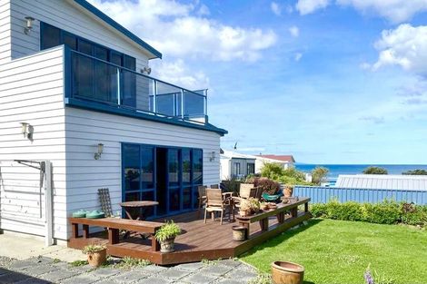 Photo of property in 17 Pacific Road, Waihi Beach, 3611