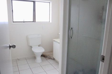 Photo of property in 1/53 Butley Drive, Farm Cove, Auckland, 2012