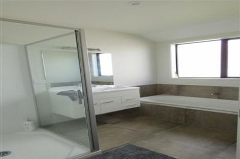 Photo of property in 70 Dillon Drive, Bell Block, New Plymouth, 4312