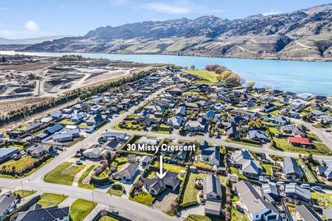 Photo of property in 30 Missy Crescent, Mount Pisa, Cromwell, 9383