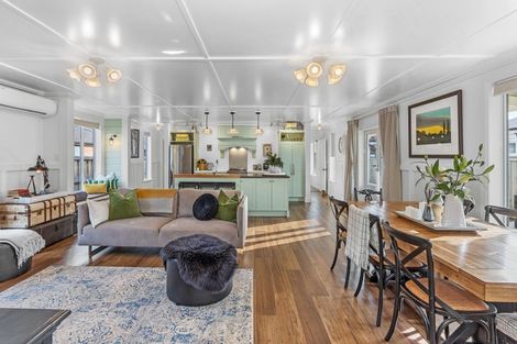 Photo of property in 3 Croydon Street, Woodend, 7610