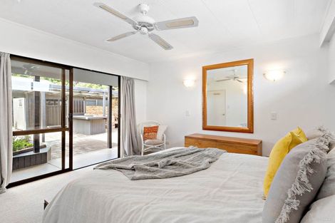 Photo of property in 16 Bannerman Road, Morningside, Auckland, 1022