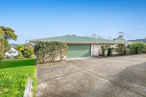 Photo of property in 13b Vipond Road, Stanmore Bay, Whangaparaoa, 0932
