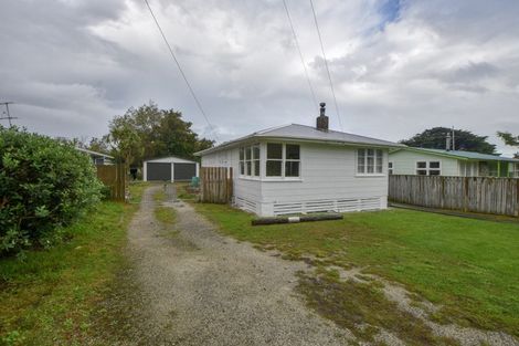 Photo of property in 12 Watt Street, Featherston, 5710