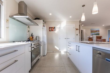 Photo of property in 17 Dal Din Drive, Otaki, 5512