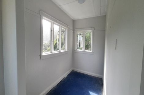 Photo of property in 6 Semeloff Terrace, Aro Valley, Wellington, 6021