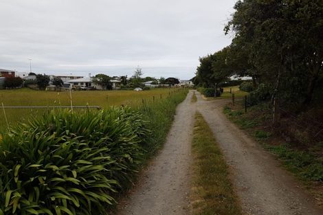 Photo of property in 18 Park Lane, Waitara, 4320