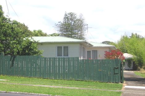 Photo of property in 110 Lake Road, Northcote, Auckland, 0627