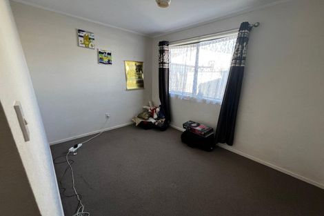 Photo of property in 65 Sunvue Road, Glen Eden, Auckland, 0602