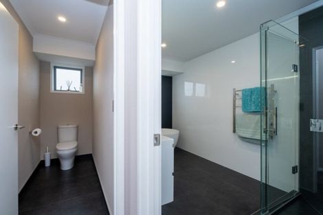 Photo of property in 8 Cordelia Street, Stratford, 4332