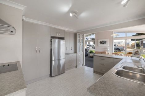 Photo of property in 58 Boucher Avenue, Te Puke, 3119