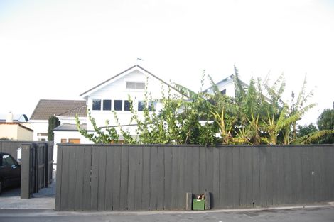 Photo of property in 32 Cameron Road, Bluff Hill, Napier, 4110