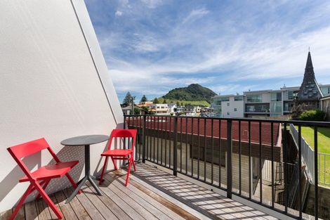 Photo of property in 4/17 Victoria Road, Mount Maunganui, 3116