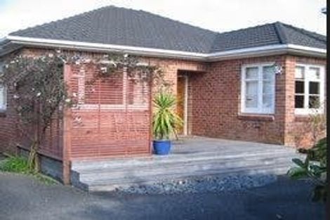 Photo of property in Gull - Unmanned, 1/1 Rangitira Avenue, Takapuna, Auckland, 0622