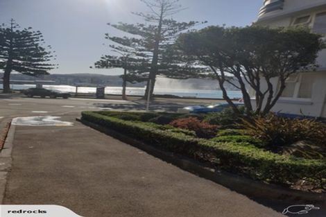Photo of property in Olympus Flats, 8/280 Oriental Parade, Oriental Bay, Wellington, 6011